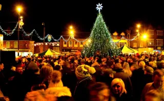 Melton Mowbray Invites Visitors to Step Back in Time for Grand Victorian Christmas Fayre