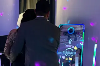 Espejo Mágico para Matrimonios