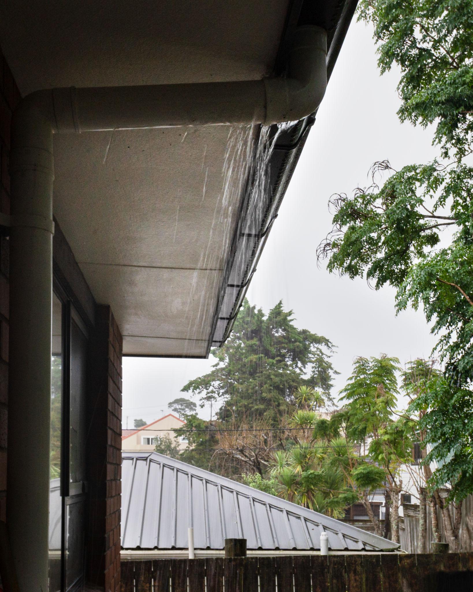 The Gutter Problems That Quietly Lead to Roof and Siding Damage