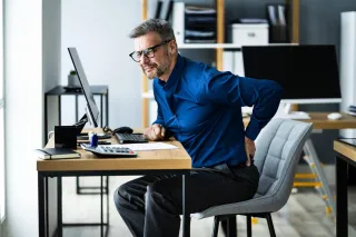 Can Spine Pain Cause Nausea: 5 Things You Must Know