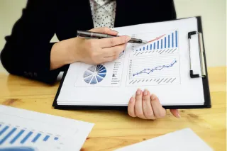 HERE'S HOW TO MEASURE YOUR MARKETING ROI