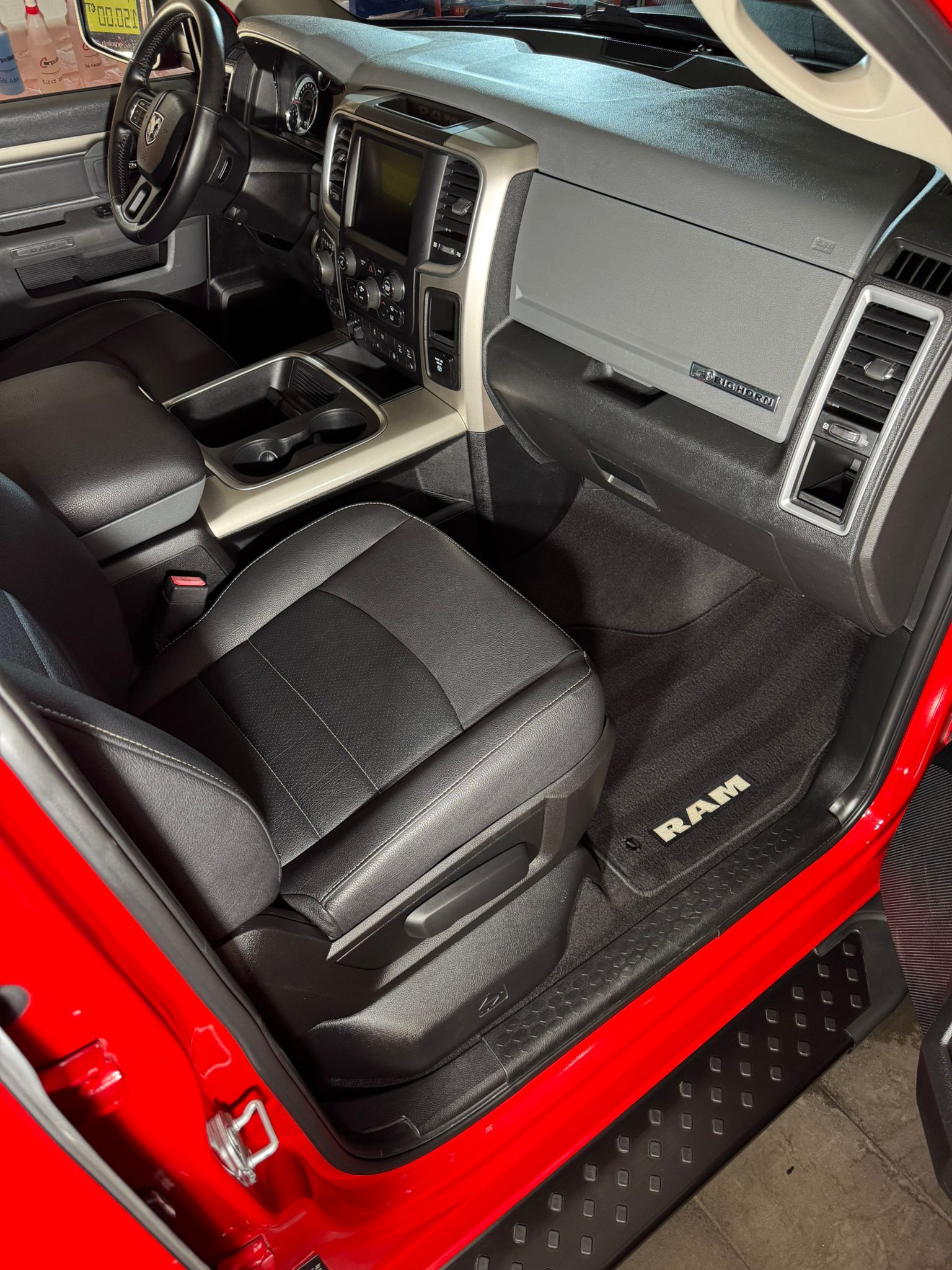 TD Concept à Somain : un expert en rénovation esthétique pour voitures de luxe et de collection