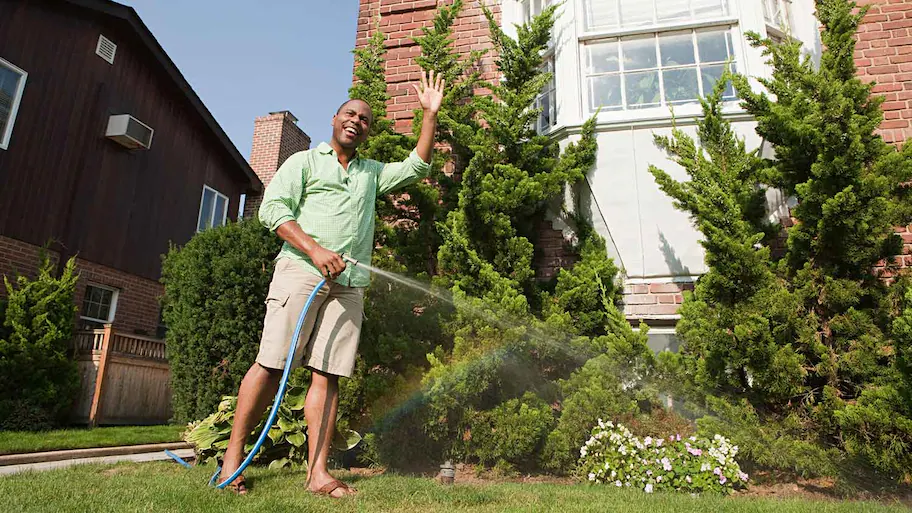 Why We Wave at Our Neighbors Even When We Don’t Know Their Name
