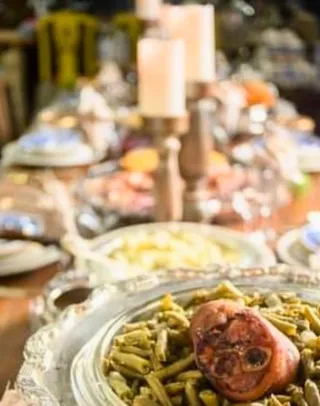 Reheating Your Holiday Feast: A Guide to Deliciousness