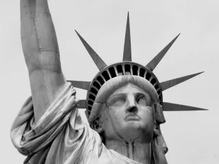 The 10 Best Qualities A Good Immigration Lawyer MUST Have.