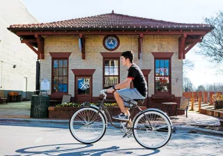 🚴‍♂️ Pedal-Powered Passion: Why South Main Cycles is the Ride-or-Die Spot for NC Cyclists