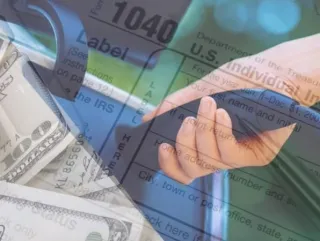 California’s EV Mandate Faces Pushback as Oil Companies and Regulators Clash
