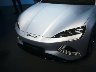 BYD’s First-Half Profit Rises Despite Narrowing Margins