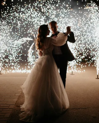 Fireworks for Your San Antonio Wedding: 5 Must-knows Before You Book