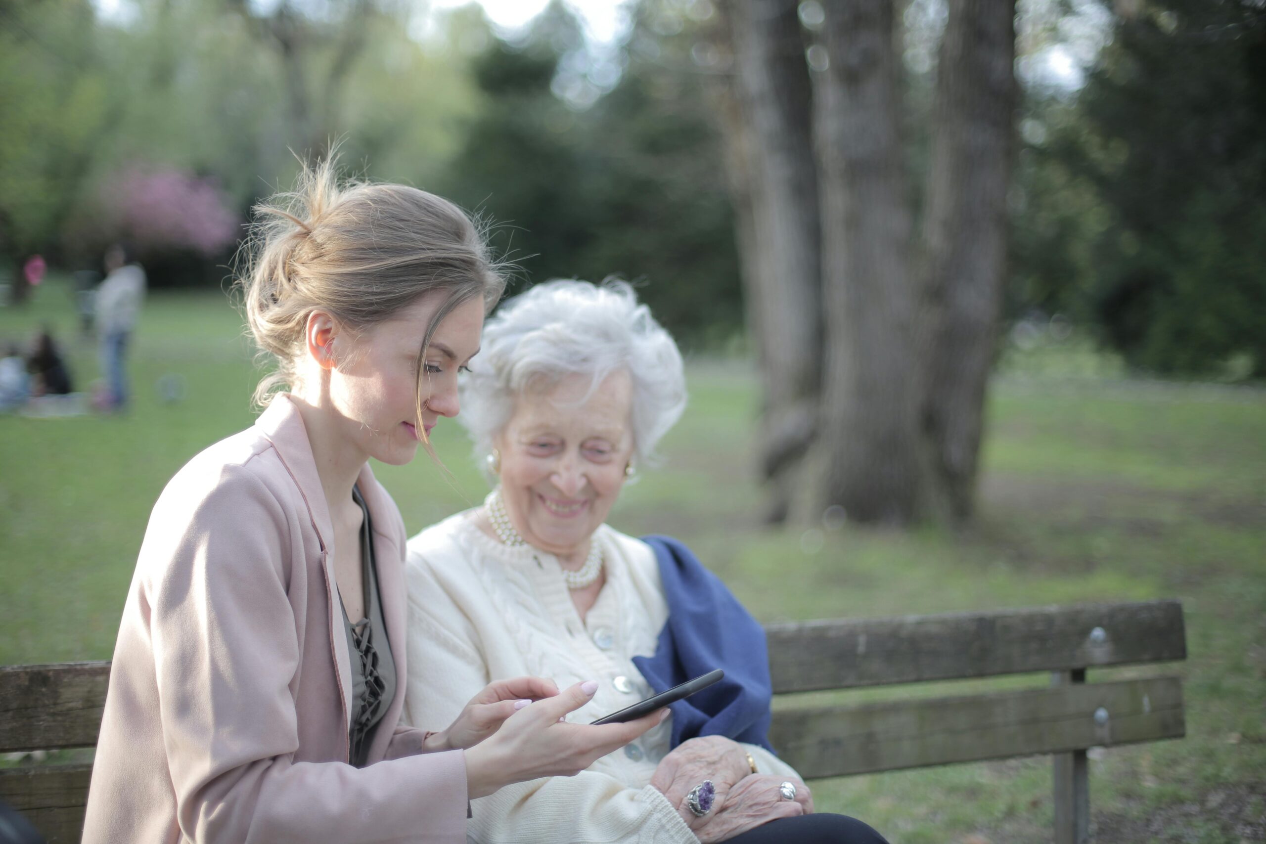 Family Dynamics in Caregiving: When Your Loved Ones Don’t Step Up