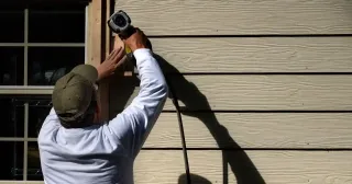 Siding Repair Tips: How to Handle Siding Repair?