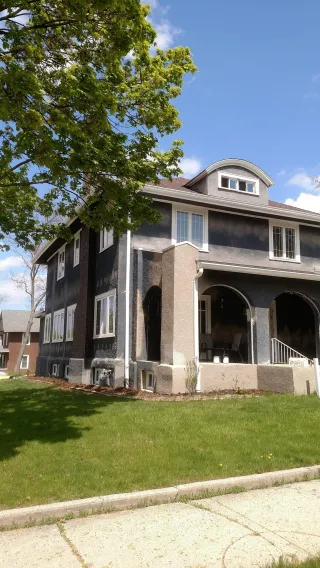Choosing the Right Painting Contractor in Green Bay, WI: What Homeowners Should Know