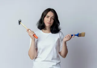 Repair vs. Repaint: How to Tell What Your Green Bay Home Needs
