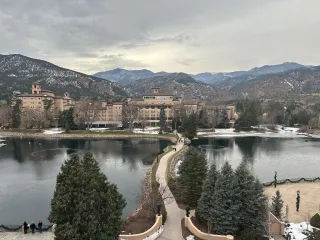 Discover the Enchanting Holiday Magic at The Broadmoor Hotel: A Sugary Symphony of Tradition, History, and Festivity