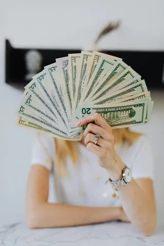 The Hidden Costs of Poor Cash Flow Management: Protecting the Value of Your Business Investment