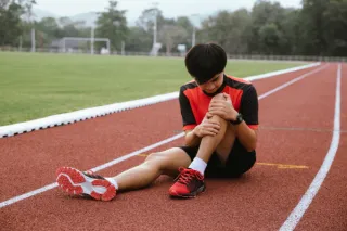 How a Sports Injury Chiropractor in London Can Accelerate Your Recovery