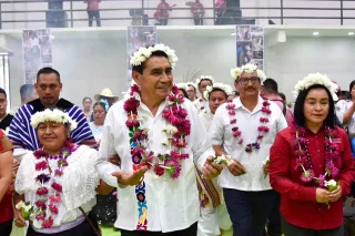 Se reúne diputado Esteban Bautista con munícipes electos de las Altas Montañas