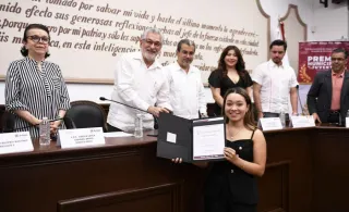 Entrega Ayuntamiento de Xalapa Premio Municipal de la Juventud