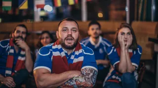 Sports Restaurant East Village NYC Fans Love: Where Every Game Feels Like Home with Great Food, Cold Drinks, and Loyal Fans