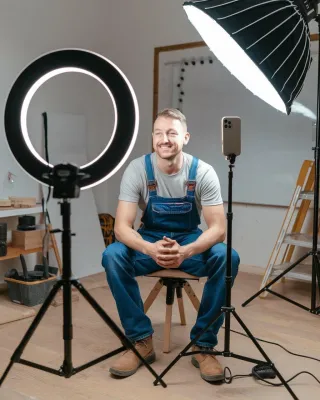 How to Use Simple Videos to Warm Up Every Lead