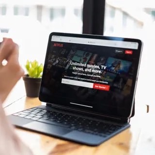 How Netflix Pulled Off One of the Greatest Reinventions Ever 