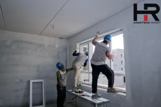 Top Signs Your Home Needs Immediate Repair & Roof Fix