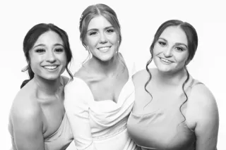 Glam Booths - A timeless and elegant photo booth for your wedding, gala or social events
