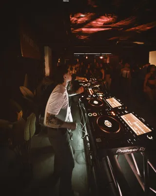 5 Things Every Nightclub Owner Needs to Stop Doing Today