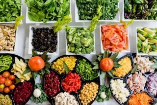 Nutrition for Hormone Balance: How Food Can Transform Your Energy, Mood, and Vitality