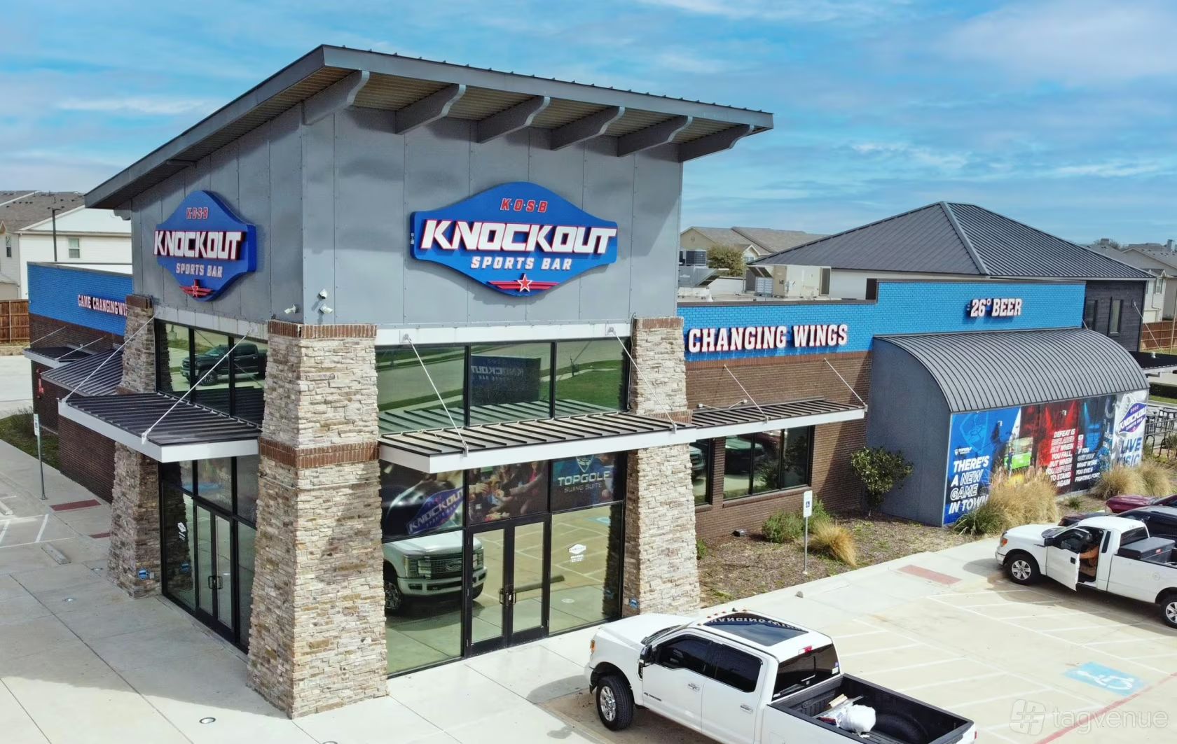 🥊 Knockout Sports Bar: Little Elm’s Go-To Spot for Big Games, Bold Flavors & Good Times | Little Elm, TX