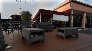 🍔Brews, Burgers & Backyard Vibes: Why The Landing Bar & Grill in Valrico Is the Ultimate Local Hangout