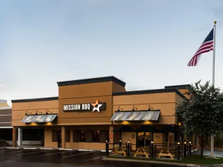 🔥Smoke, Honor & Southern Flavor: Why Mission BBQ in Brandon is a Must-Taste Pit Stop