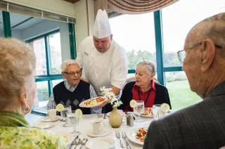 Lively Seniors: A Vibrant Lifestyle with Personalized Support