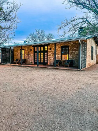 The Farmhouse at Hoffman Haus: A Home Away from Home in Fredericksburg