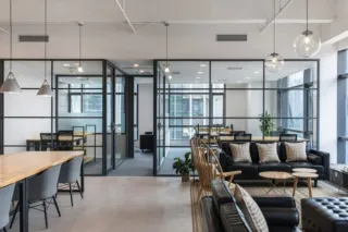 Maximizing Productivity : The Impact of Office Layout