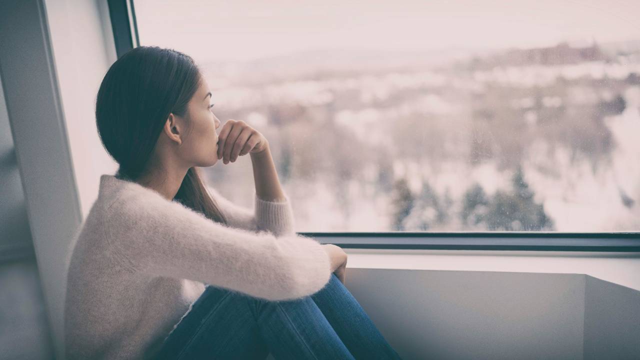 Navigating Grief: A Therapist’s Guide for Women