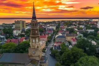 The Advantages of Living in Charleston’s Suburbs