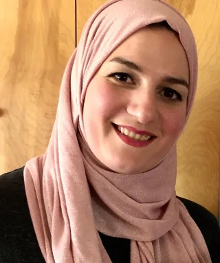 Dr. Nour Alhiyari - Inspirng Young Leaders