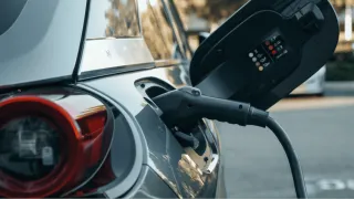 Finding the Right EV Charger Electrician Near You: Tips for Boston Homeowners and Businesses