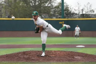 6 Key Benchmarks Before Returning to Throw After an Arm Injury