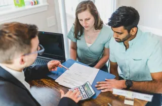Why Cash Offers Are a Better Option When Selling Your Home