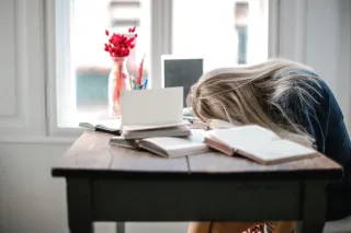 Creative and Artistic Ways to Combat Burnout as a Virtual Assistant