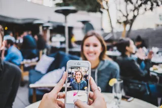 TikTok Challenges: Engaging Readers Creatively