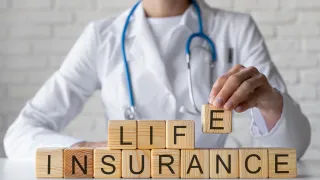 The Ultimate Guide to Choosing the Right Insurance Policy