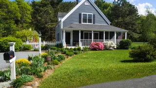 Curb Appeal Tips for Selling, Showings and Open Houses