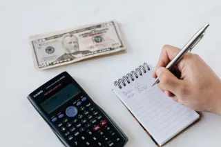 Holiday Budget Planning: Ensuring Festive Cheer Without Financial Fear