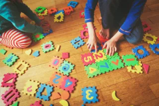 Mastering Kids' Holiday Breaks: The Ultimate Guide for Busy Moms!