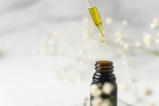 Can Essential Oils Belong in Toothpaste?
