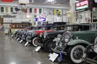🚙  Engines, Elegance & Nostalgia: An Unexpected Day at Stahl’s Automotive Collection 🎷
