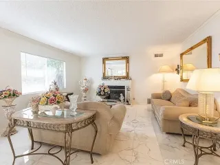 11465 Fox Hollow Ln, Pacoima, CA 91331
